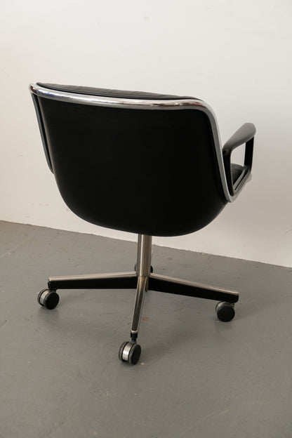 Knoll Pollock Executive chair 1974