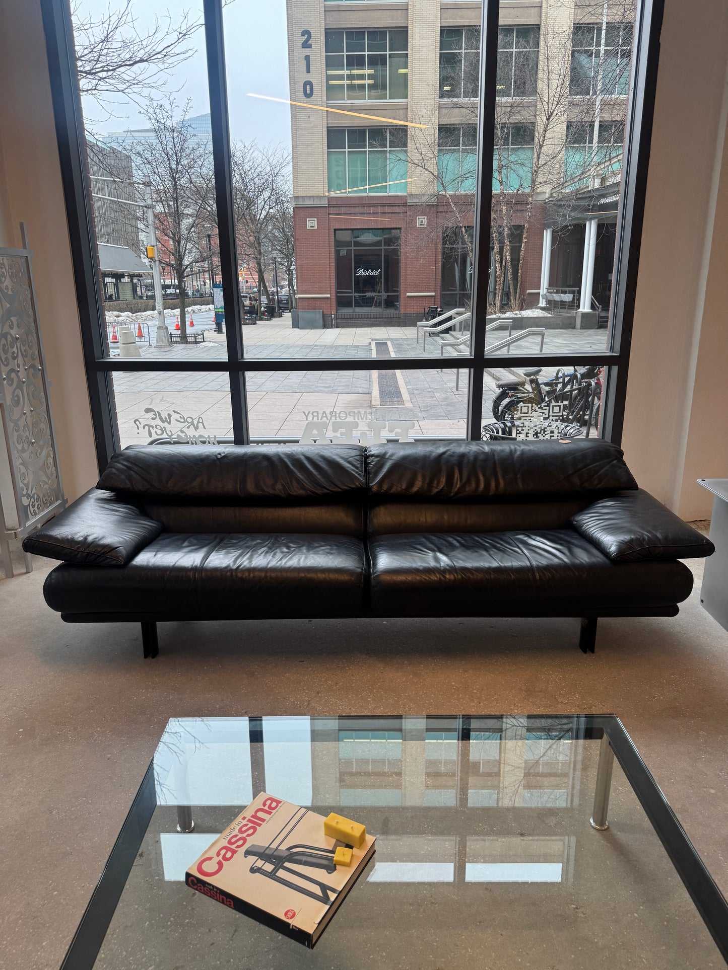 Alanda sofa by B&B Italia